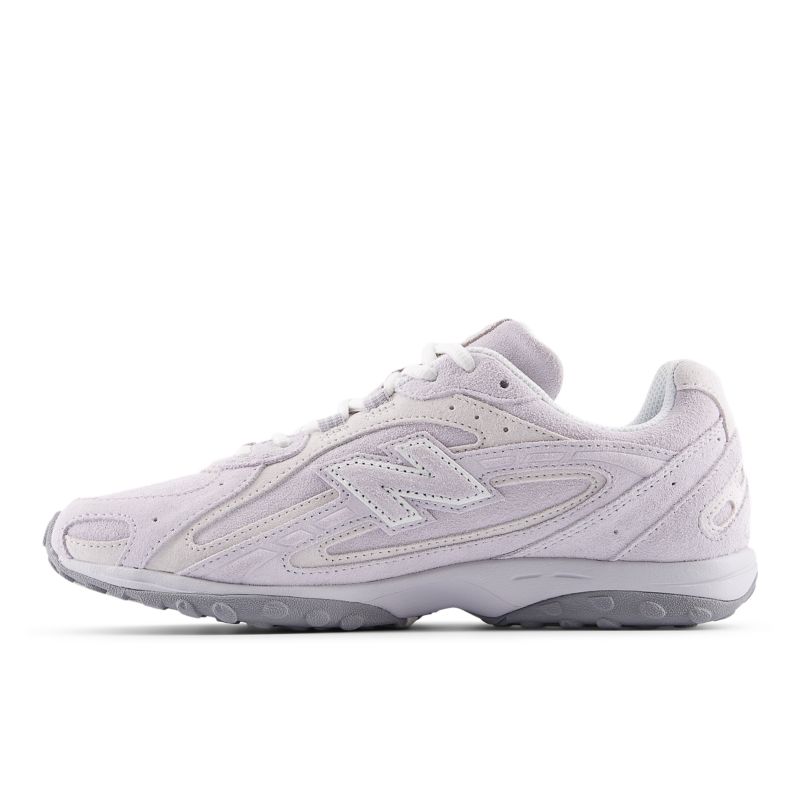 New Balance 204L Beige