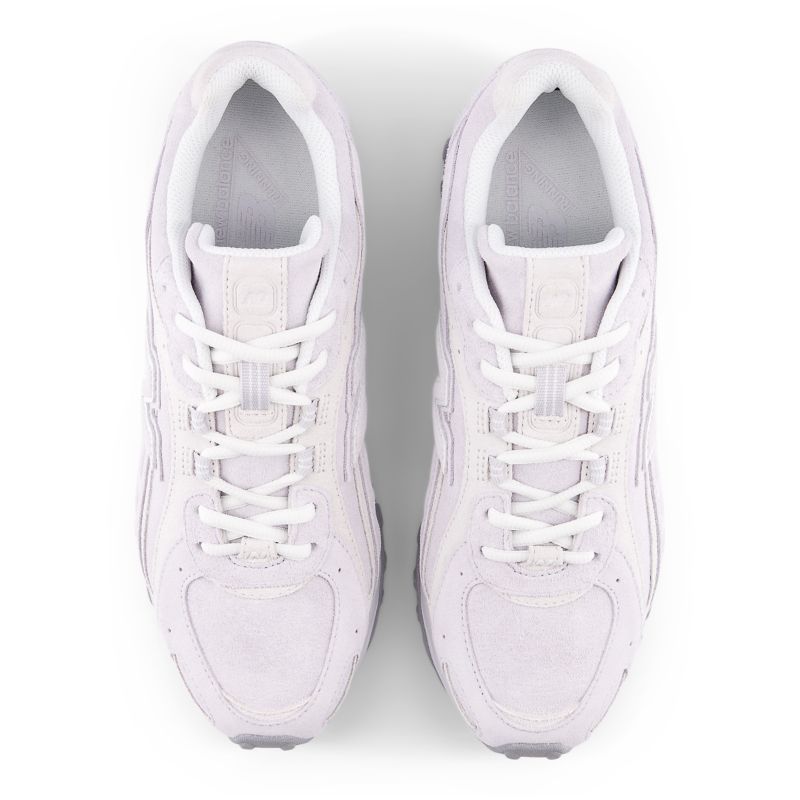 New Balance 204L Beige