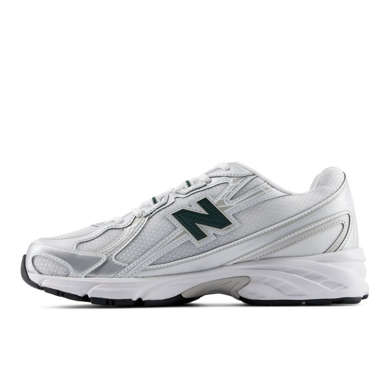 New Balance 740