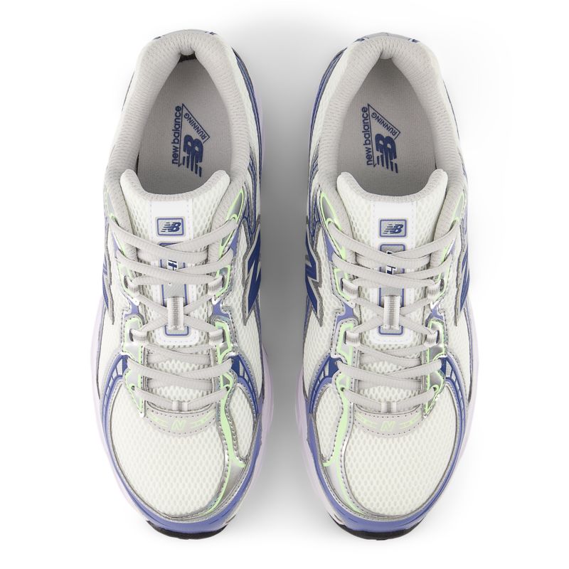 New Balance 740
