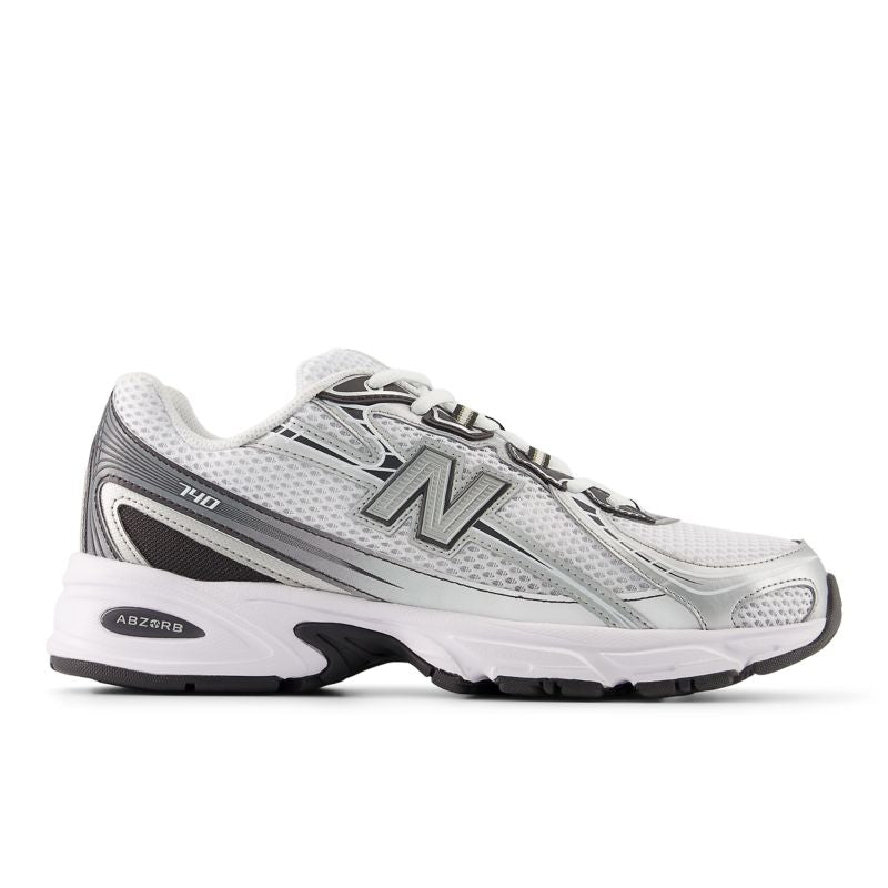 New Balance 740
