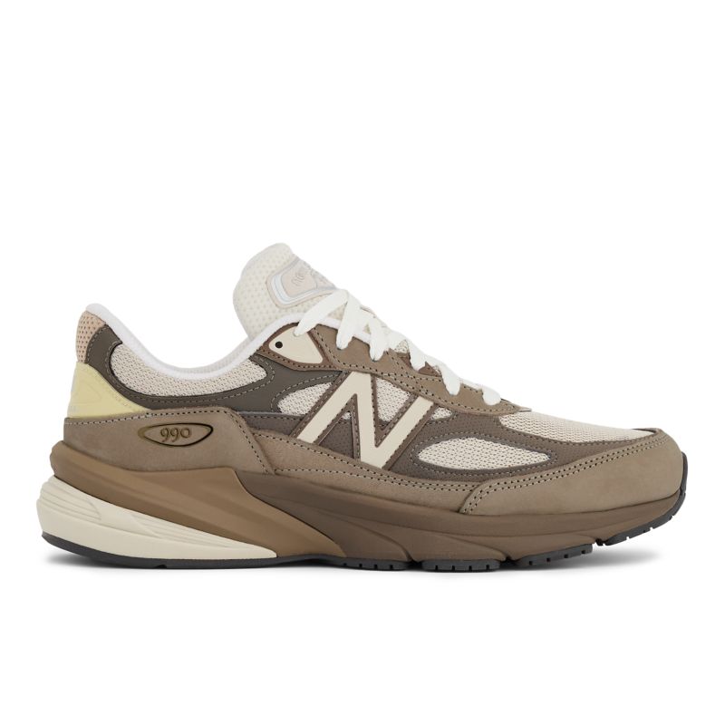 New Balance 990