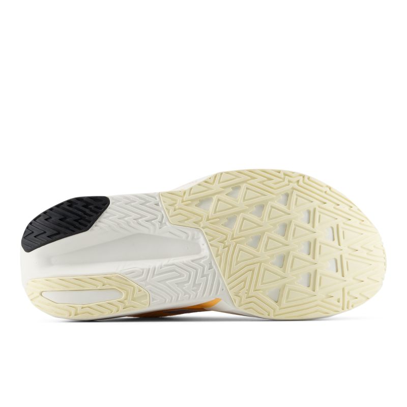 New Balance FuelCell Rebel v5