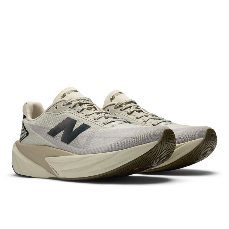 New Balance FuelCell Rebel v5